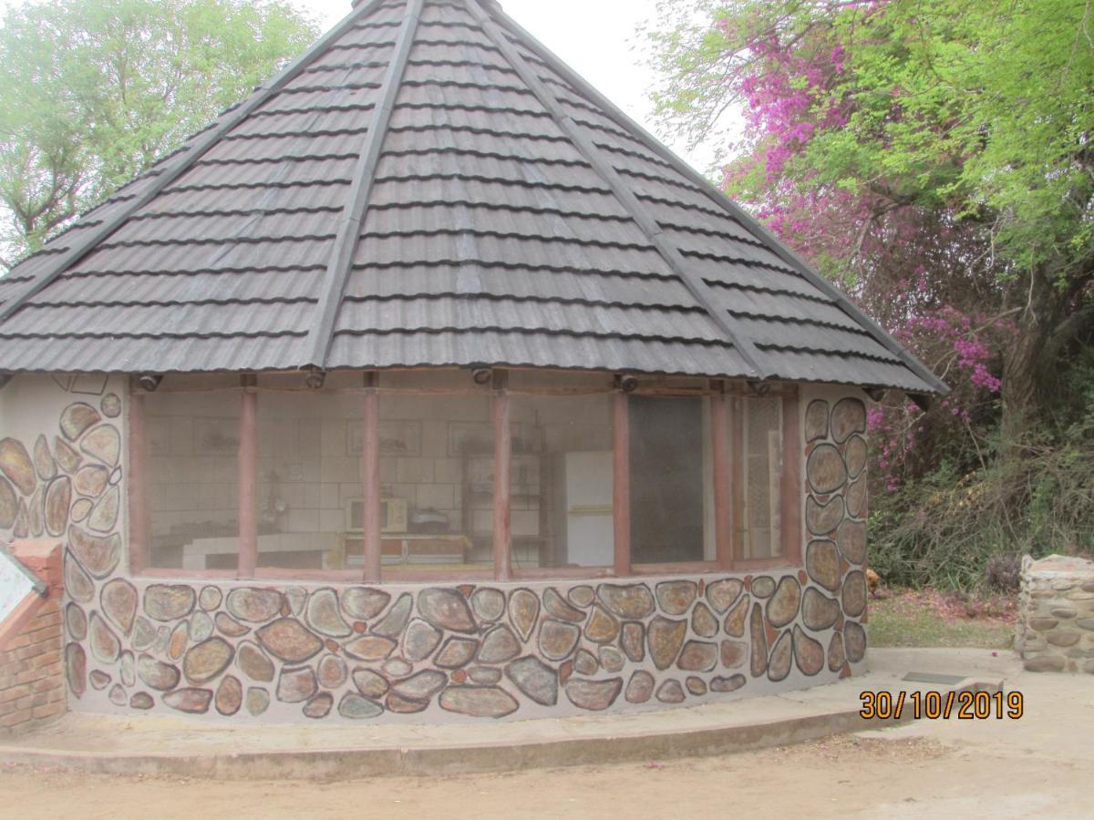 Amanzimlotzi Riverside Bush Camp フッドスプルイト エクステリア 写真