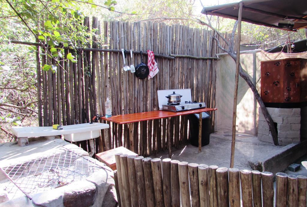 Amanzimlotzi Riverside Bush Camp フッドスプルイト エクステリア 写真