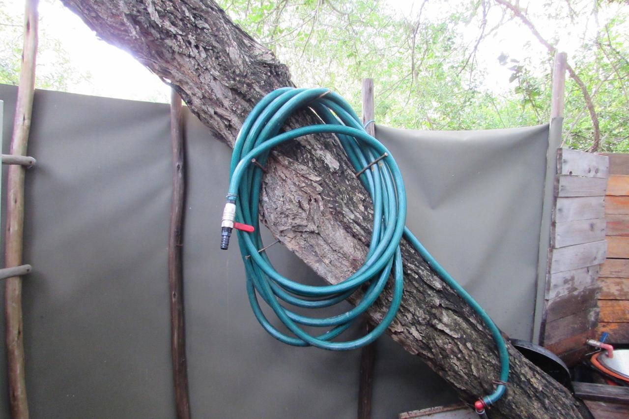 Amanzimlotzi Riverside Bush Camp フッドスプルイト エクステリア 写真