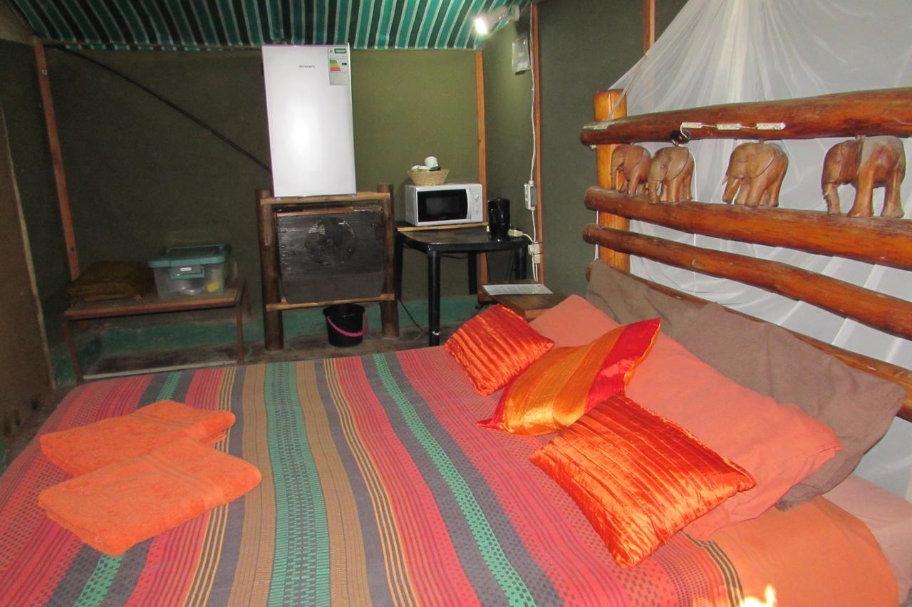 Amanzimlotzi Riverside Bush Camp フッドスプルイト エクステリア 写真