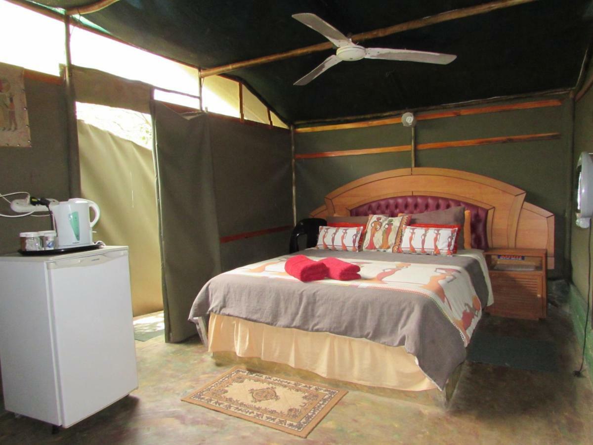 Amanzimlotzi Riverside Bush Camp フッドスプルイト エクステリア 写真